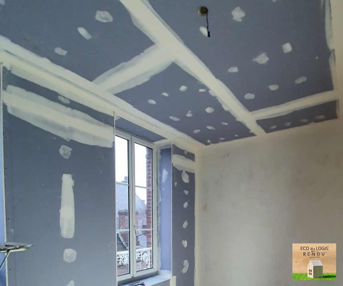 Rénovation en placo phonique pour logement locatif immeuble à L'Aigle
