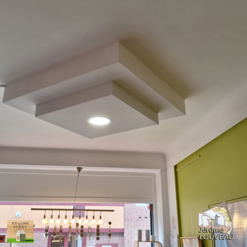 Création faux plafond suspendu pour commerce à Vimoutiers